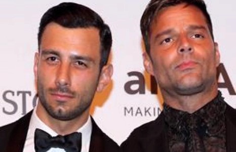 Рики Мартин хуримандаа бэлдээд завгүй