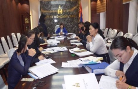 Хөнгөлөлттэй эмийг сард хоёр худалдаалдгийг зогсоох үүрэг өгөв