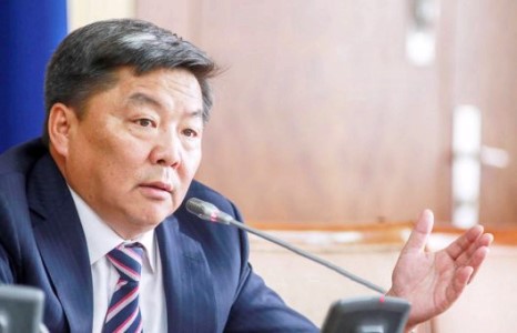 МАН-ын үе үеийн дарга нар Д.Хаянхярвааг адислав