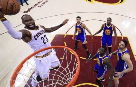 Леброн Жэймс Майкл Жордантай эн тэнцжээ