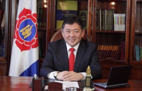 М.ЭНХБОЛД ХЯТАД ЛАМ БАГШДАА БООДОЛ БООДОЛ МӨНГӨ БАРИН СУНАЖ МӨРГӨДӨГ БОЛОХ НЬ ИЛЧЛЭГДЛЭЭ
