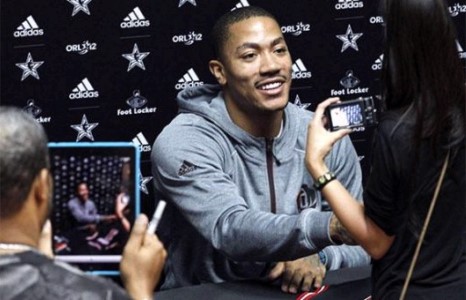 Деррик Рөүз зодгоо тайлах эрхгүй