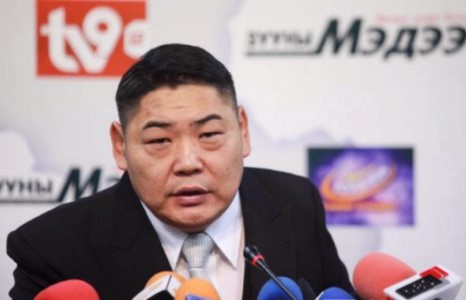 Кёкүшюзан Д.Батбаяр Монголын сүмочдоо эвлэрүүлэхээр очжээ