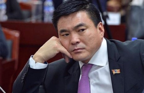 С.Амарсайхан дураараа аашилжээ