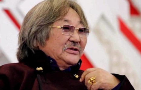 Хөдөлмөрийн баатар, Төрийн шагналт Б.Лхагвасүрэн гуайн эмчилгээнд элэг нэгт Өвөрмонголчууд хандив өргөжээ