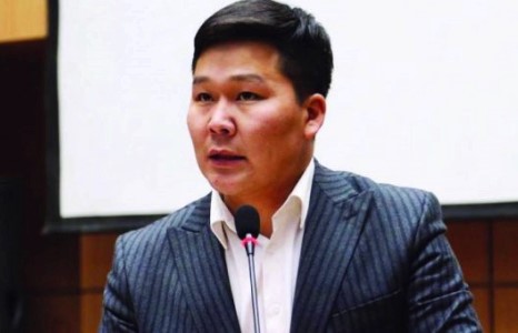 Д.Гантулгын бүрэн эрхийг түдгэлзүүлэх эсэхийг өнөөдөр шийднэ