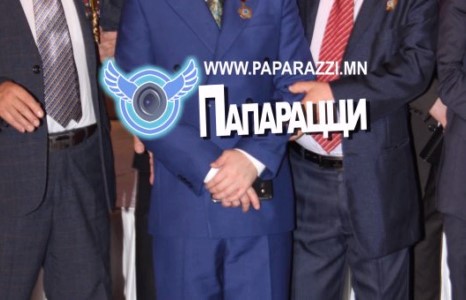 Эхнэрээ сольж эвгүйтсэн нөхөр