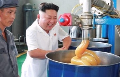 АРД ТҮМЭНДЭЭ ЯАЖ АЖИЛЛАХЫГ ЗААДАГ КИМ ЧЕН УН