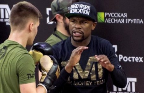 Флойд Мэйвезер Оросын иргэн болно