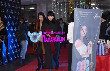 Гоёл наадмын тайзанд алхах хэмжээний чадварлаг биш үү