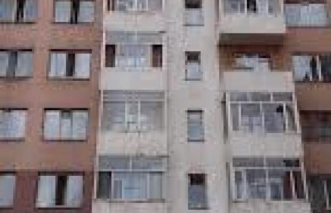 Хан-Уул дүүргийн нэгэн байрны орцыг хардаа