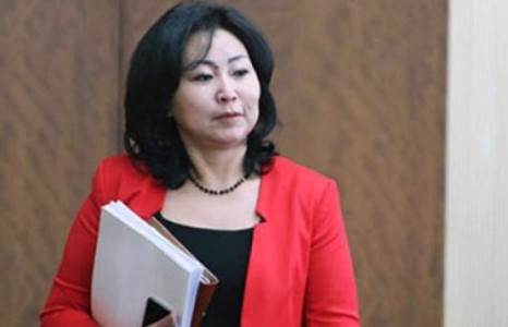 УИХ-ын гишүүн асан З.Баянсэлэнгийн төрсөн дүүг шалгаж байна