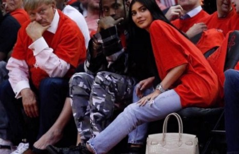 Кайли Женнер: Төрхөөс айж байгаа ч, ээж болохоо тэсэн ядан хүлээж байна