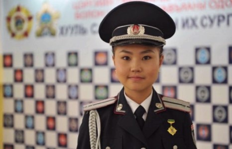 Ариунгуагийн найз залуу