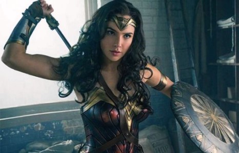 ”Гайхамшигт эмэгтэй”-тэй гэрлэсэн азтай залуу хэн байв?