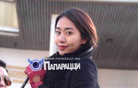 Цэлмүүн арлын Япон улсад чимээгүйхэн хуримлав уу