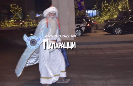 Өвгөн Жагаа энэ жил цасан охиноо яав