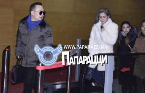 Мөнгөжсөн хосууд манай дуранд