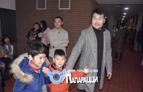 Том жижиг Ганзориг-ууд 