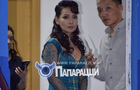 Жүжигчин Ганцэцэг ямар шагнал авав