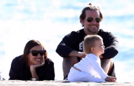 Ирина Шейк ””жинхэнэ”” хайраа олжээ