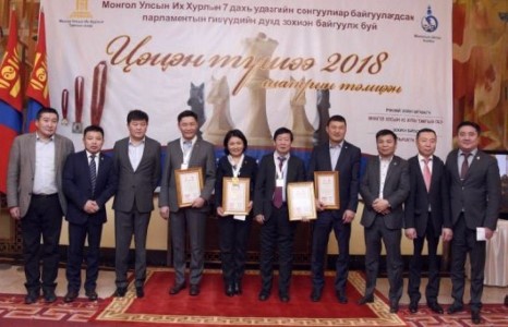 УИХ-ын гишүүн Д.Лүндээжанцан “Цэцэн түшээ”-гээр тодорчээ