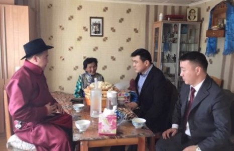 Налайх дүүргийн ахмадуудад хүндэтгэл үзүүлэв