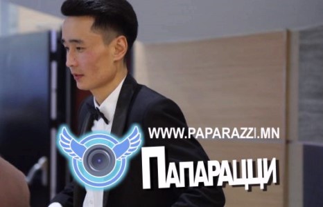 Мишээлтэй нэг шөнийг өнгөрүүлсэн залуу