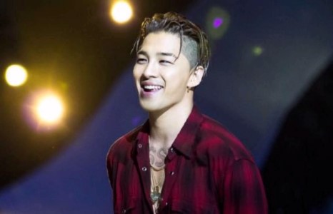 Ядуу хүү дэлхийн супер од болсон түүх…  