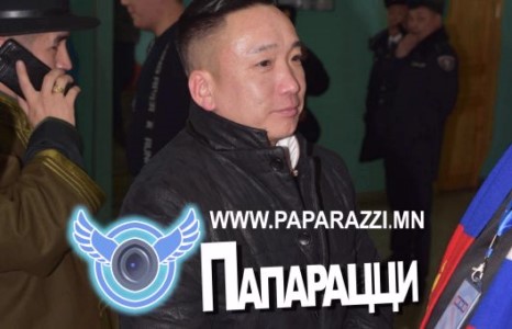 Дээлгүй байсан ч болно доо болно