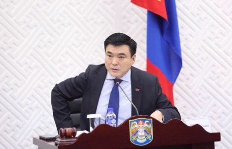 С.Амарсайхан хэний дургүйг хүргэсэн бэ