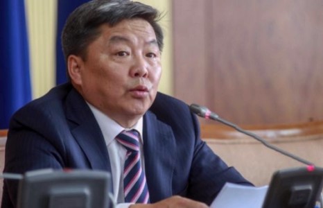 “Алтан гадас” одонг уут уутаар нь орон нутаг руу явуулж байна гэв