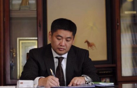 Б.Наранхүү гурил будаа тарааж таслалтын цагаа засуулна