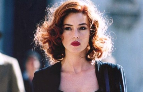 Үзэсгэлэнт Моника Беллуччи