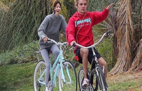 Жастин, Селена нар папараццичдаас болж салсан уу