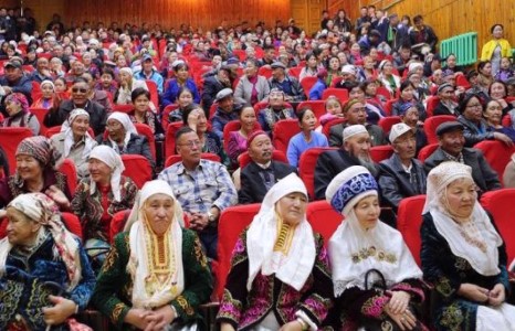 НИТХ-ын дарга С.Амарсайхан Налайх дүүргийн Казах иргэдэд хүндэтгэл үзүүллээ