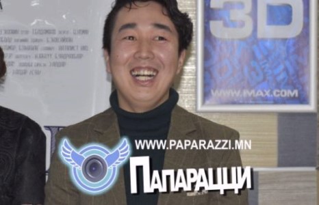 Жүжигчин Цогтоо “Мөнчгөрөөрөө” мөлхөж байна
