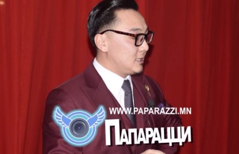 Аав ээжийн мундаг хүү