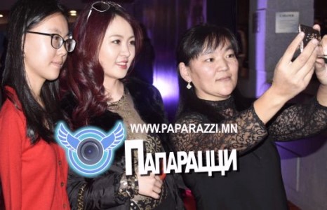 ”ТҮЦНИЙ ОХИН” ээжийгээ зорин иржээ