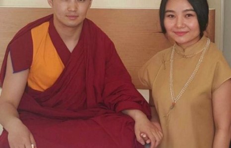Гэгээнтэн багш бусдын нөхөрийг булаасан Х.Мөнгөнцэцэгт юу айлдав...
