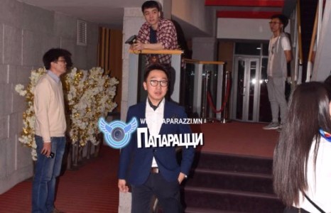 “BAR”-нд халтуур хийх болсон Б.Хонгор