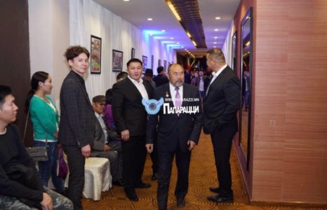 Сансарт нисэнгээ алдсан буриад хурандаа