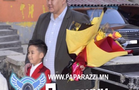 Бууриа сэлгэсэн Ганбаа буурь суужээ 