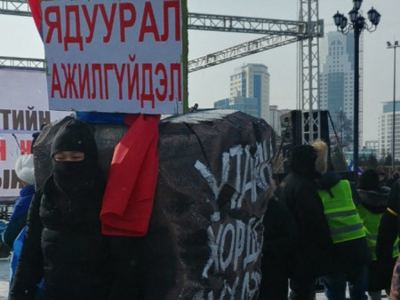 News Paparazzi : Жижиглэн худалдаа эрхлэгчид хууль зөрчсөн үү?