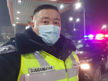 Цагдаагийн байгууллагын алба хаагчид гэгээн үйлсийн эзэд юм