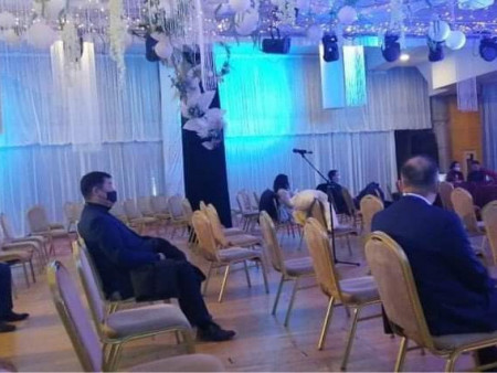 АН-ын ҮБХ-ны ээлжит бус хурал гэгчийг цагдаа, онцгой байдлын алба хаагчид тараажээ