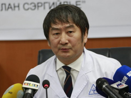 Д.Нямхүү хууль бусаар халагдсан хэмээн шүүхэд нэхэмжлэл гаргажээ