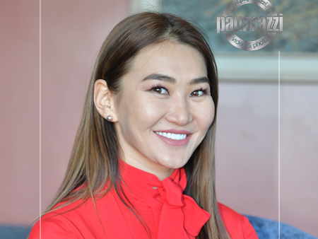 Photo paparazzi ••• “Эх дэлхийн мисс” Бритта манай дуранд өртлөө