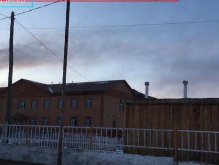 Анхлан төрөгч нүхэн жорлонд төрж, нярайг сумын хэсгийн төлөөлөгч 4 метр орчмын гүнээс​ аварчээ