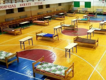 Завхан аймгийн Тосонцэнгэл суманд халдвар нэмэгдэж, спорт зааланд ор дэлгэжээ